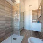 Livia - Isulatravel * Fontane Bianche