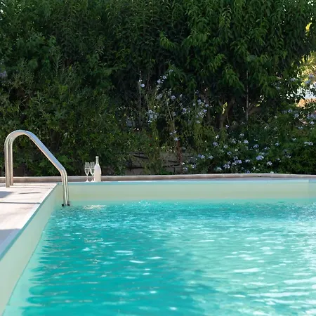 Livia - Isulatravel Villa Fontane Bianche