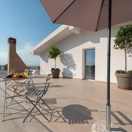 Villa Livia - Isulatravel Fontane Bianche